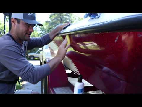 Wash and Polish Gel Coat on Bass boat (30 day challenge ep.1)